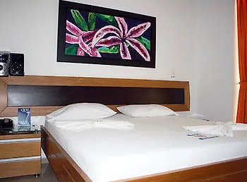 Hotel Monarca Itagüí