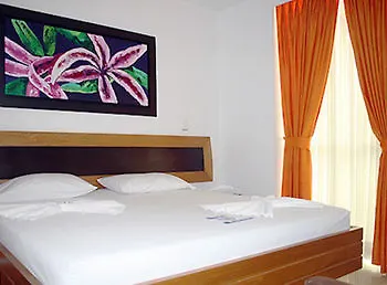 Hotel Monarca Itagüí 3*,