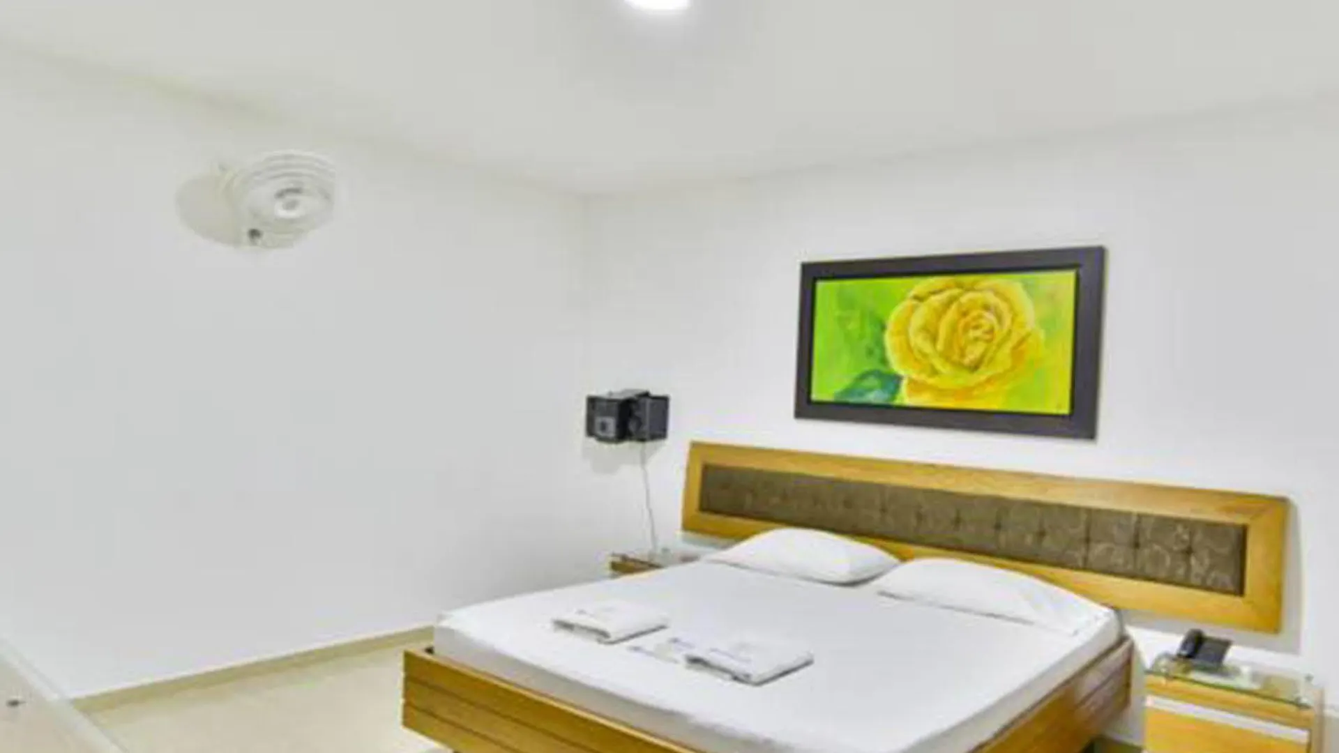 Hotel Monarca Itagüí